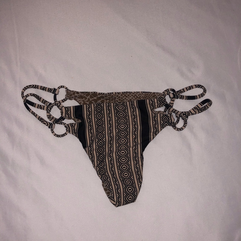 Acacia Bikini bottom